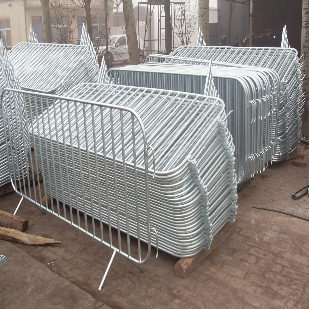 High Quality Galvanized Steel Road Barrier / Crowd Control Barrier / Traffic Barrier/Crash Barrier